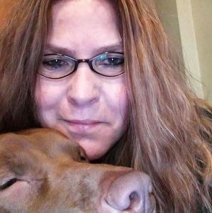 Meet your Posher, Leanne